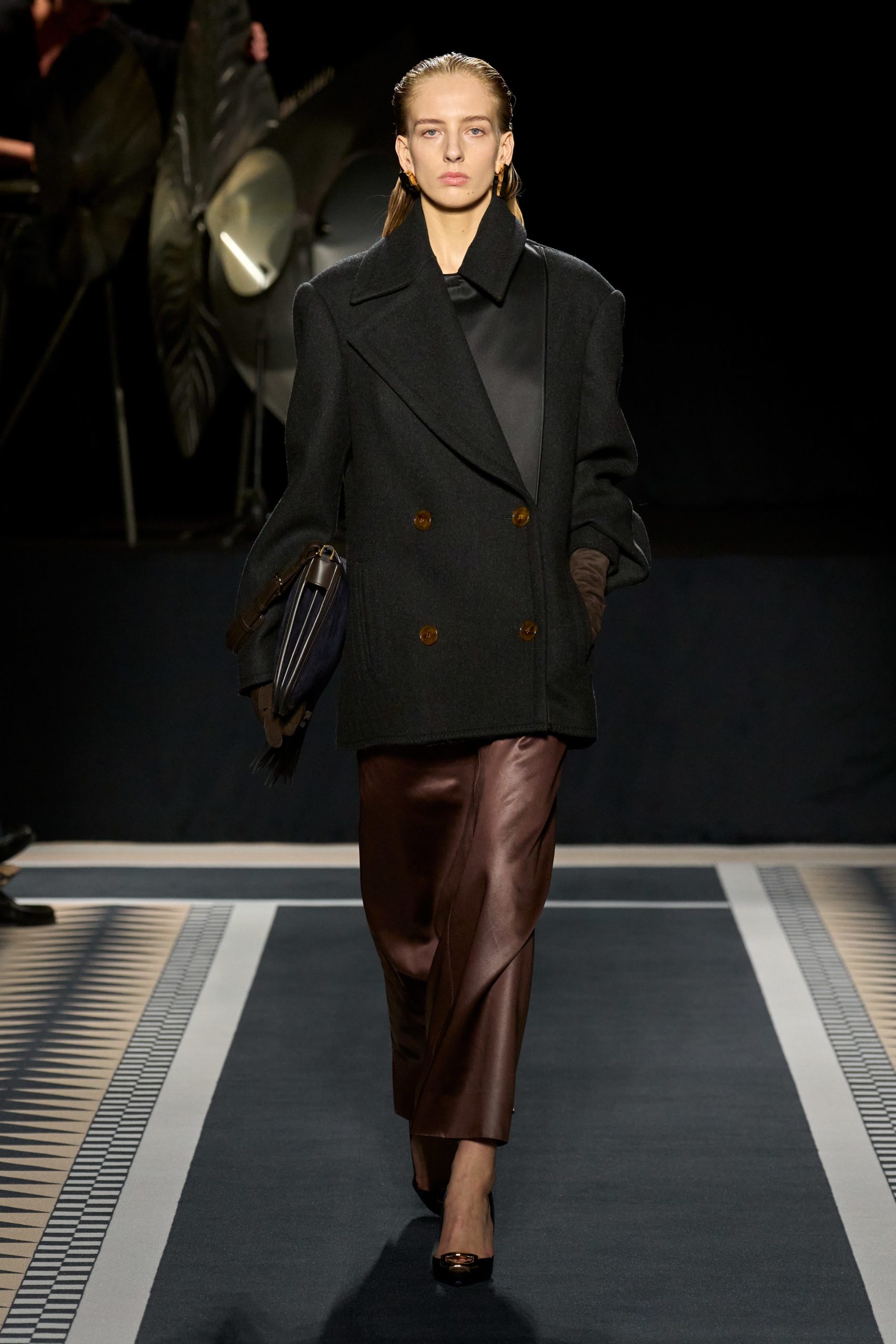 00001-lanvin-fall-2025-ready-to-wear-credit-gorunway