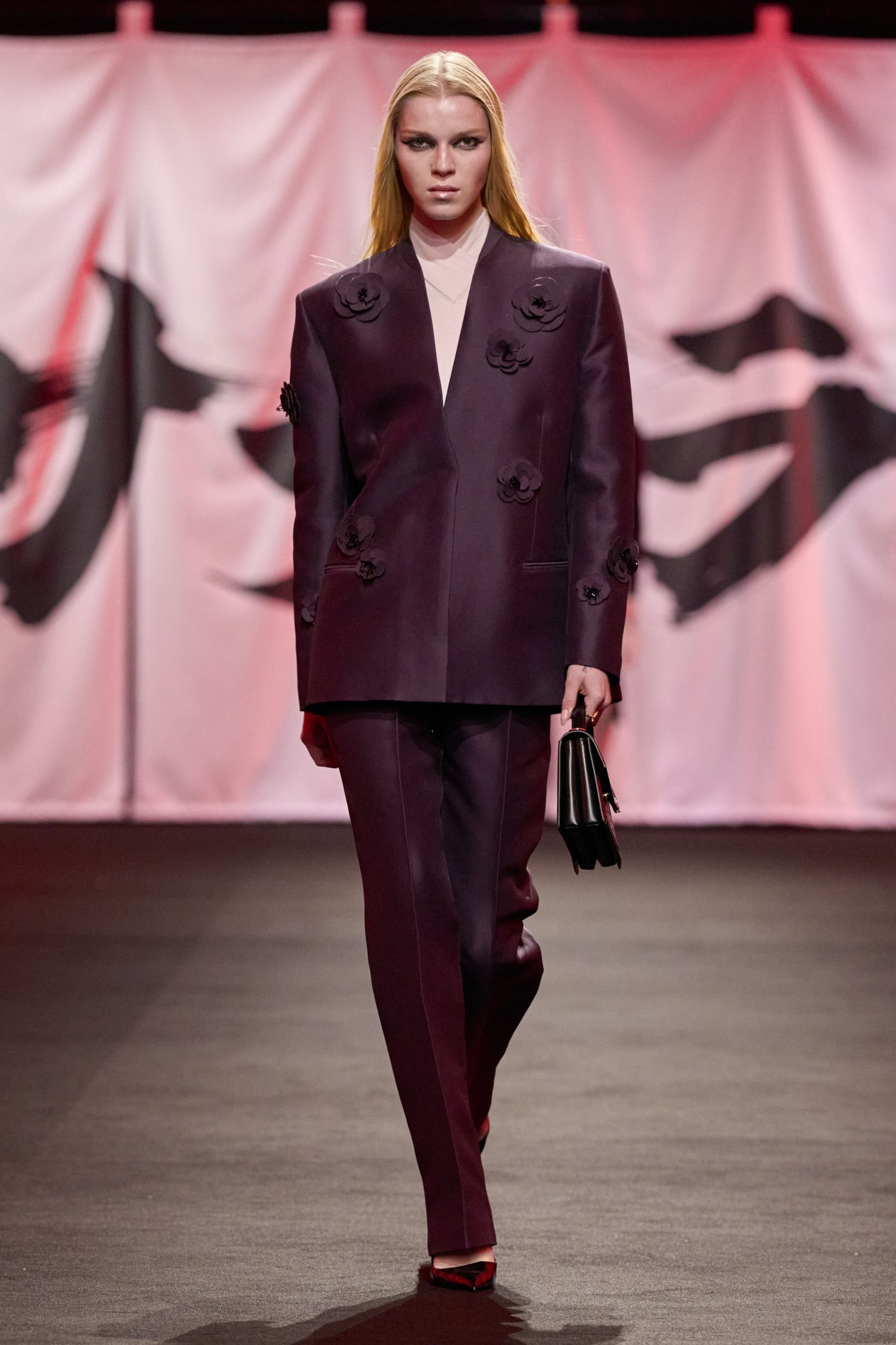 00001-casablanca-fall-2025-ready-to-wear-credit-gorunway-2