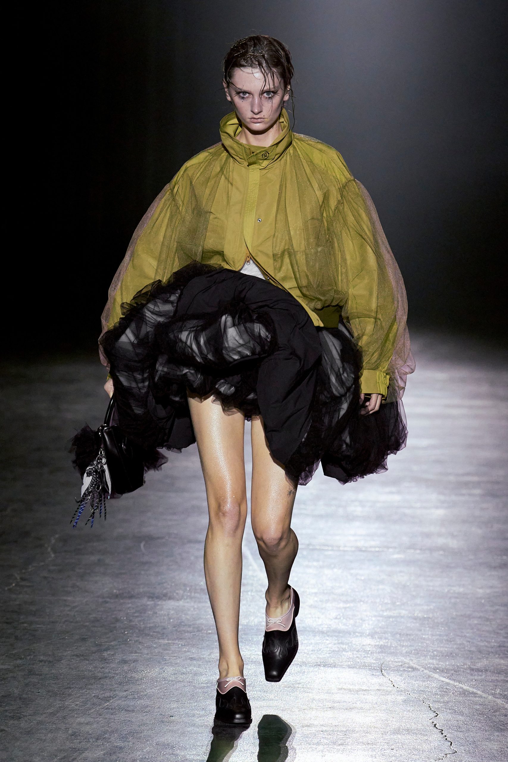 00001-chika-kisada-fall-2025-ready-to-wear-tokyo-credit-gorunway-1