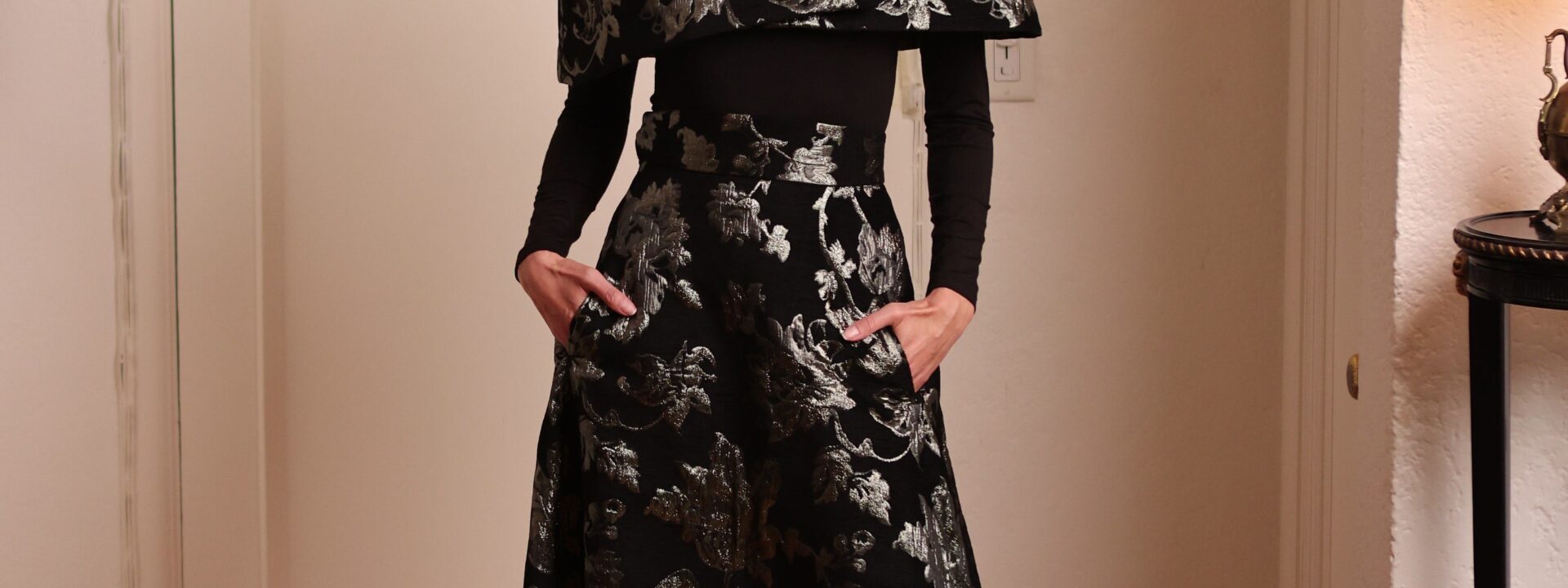 Barbara Tfank Automne 2025 Prêt-à-Porter  

(Note: In French, fashion collections are typically referred to with the season name first, followed by the year, and "Ready-to-Wear" is translated as "Prêt-à-Porter." The designer's name remains unchanged as it is a proper noun.)