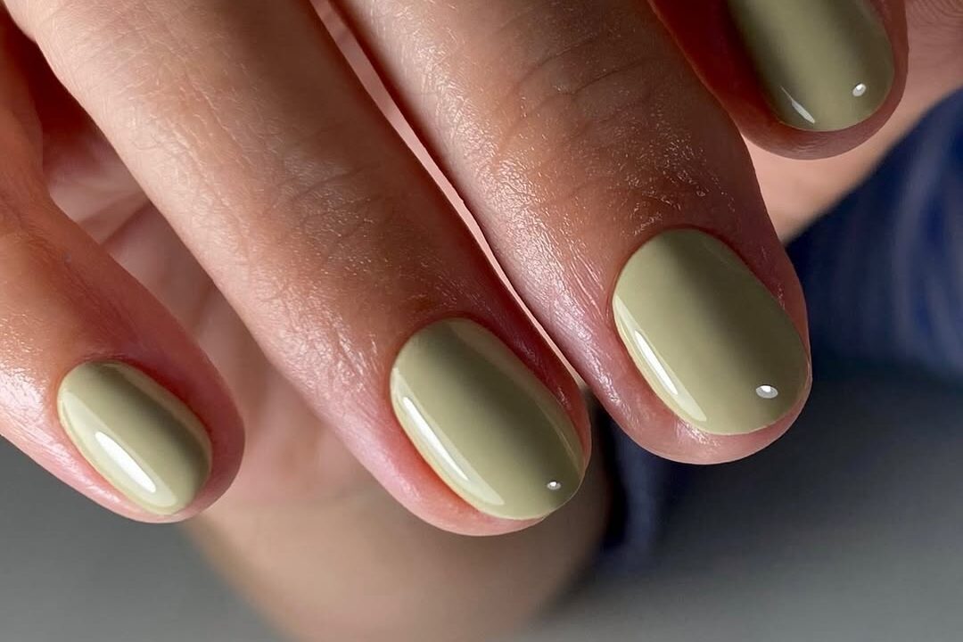 9 couleurs de vernis parfaites pour l’été, adaptées à toutes les occasions
