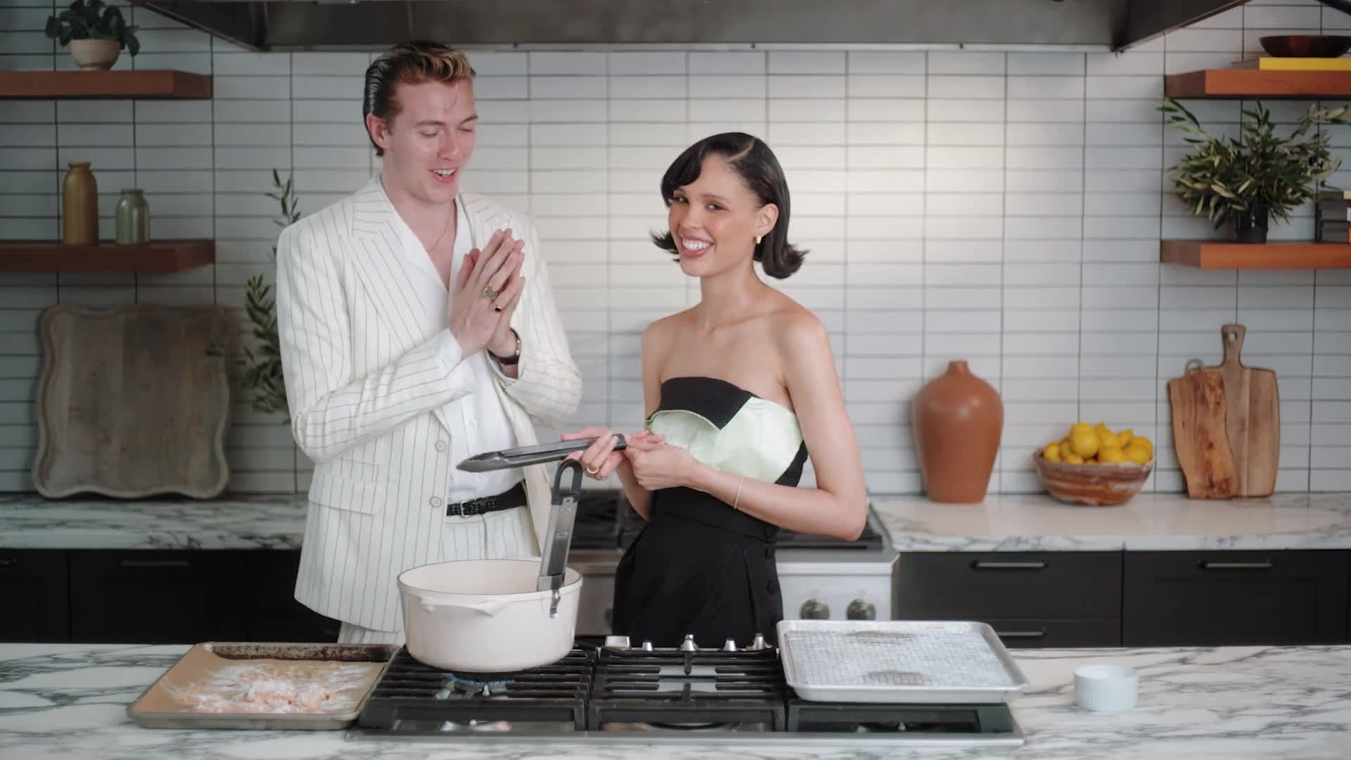 vogue_now-serving-with-nara-smit