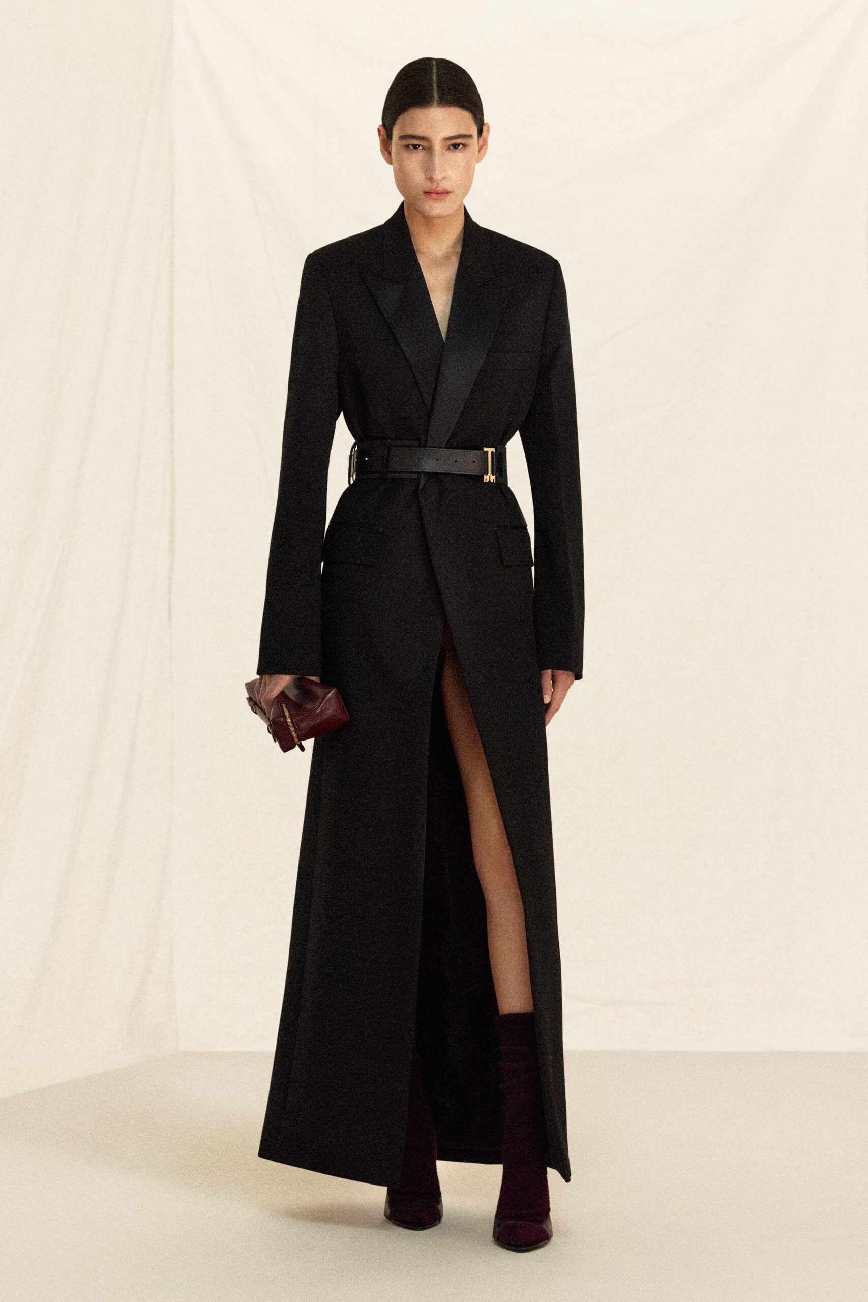 00001-victoria-beckham-resort-2026-credit-brand