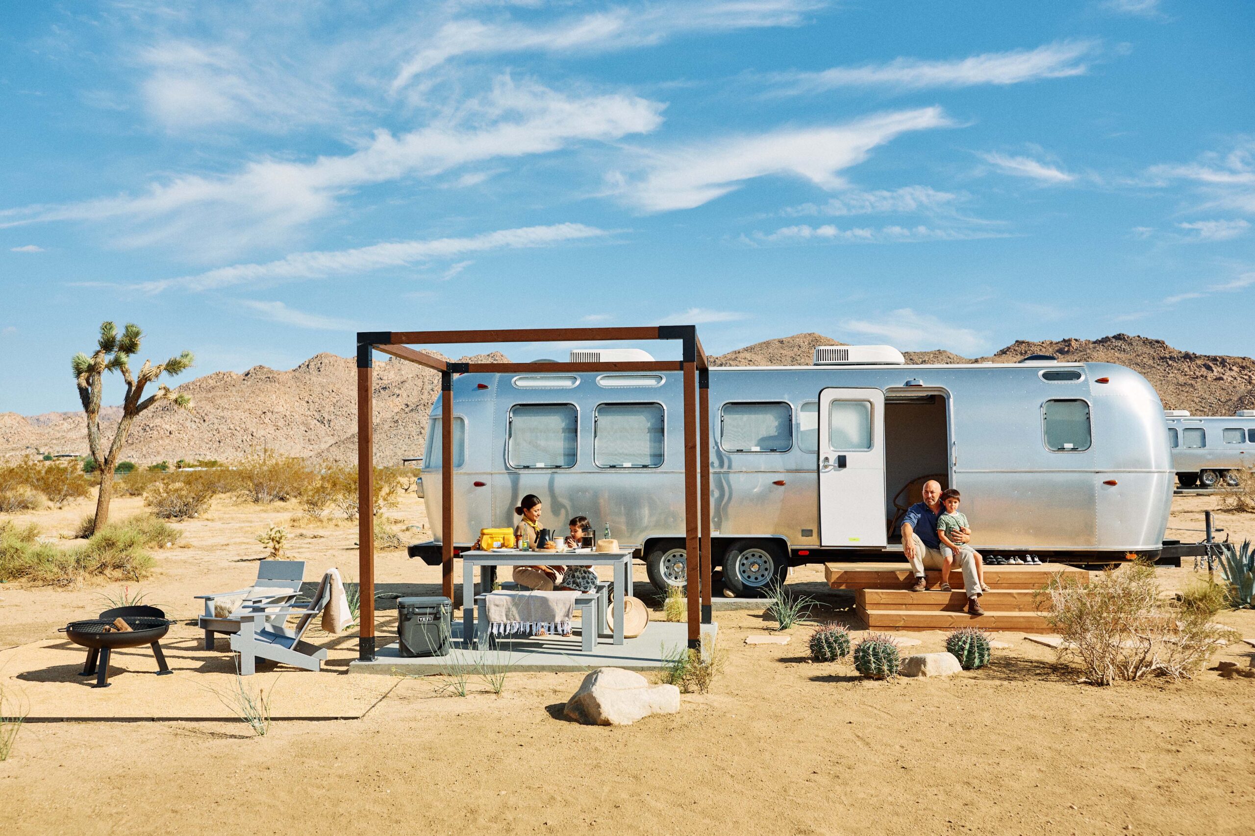 4.20AutoCamp20Joshua20Treer20-20Airstream20Lifestyle20-20Courtesy20of20AutoCamp