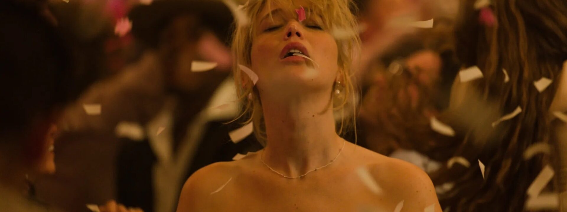 Jennifer Lawrence and Robert Pattinson cause chaos in 'Die My Love'