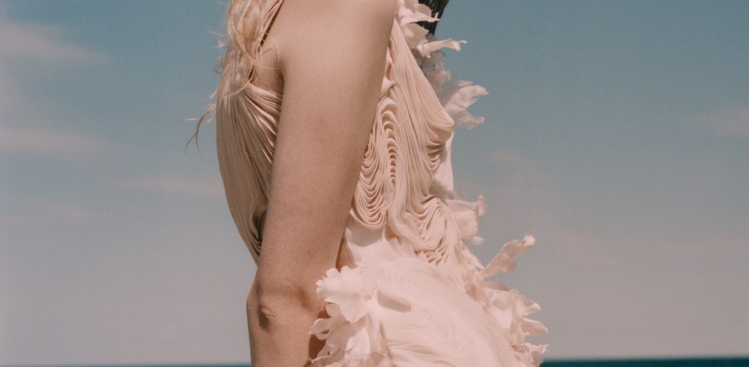 15 Best Summer Scents That Feel Like a Vacation in a Bottle