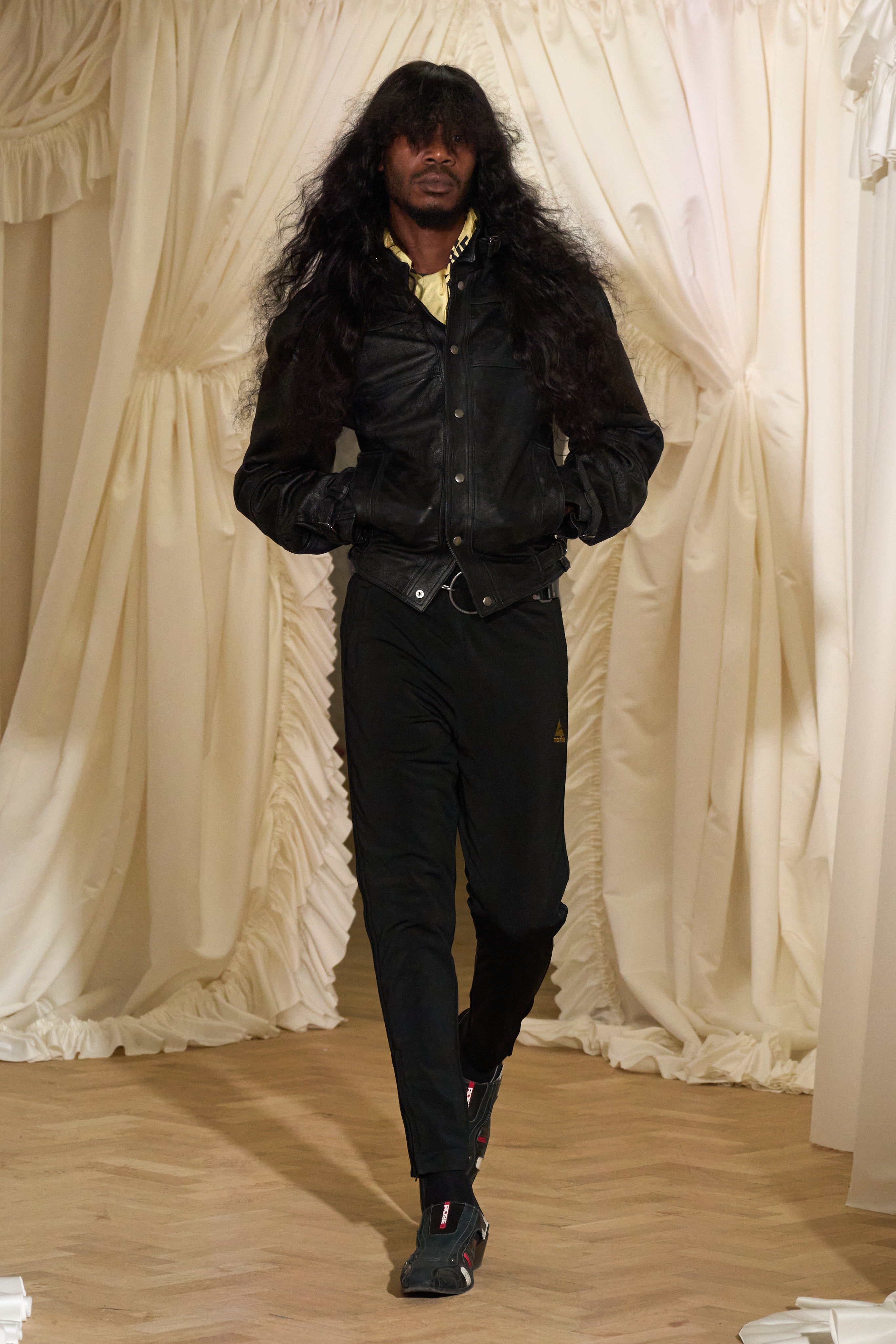 00001-martine-rose-spring-2026-menswear-credit-gorunway