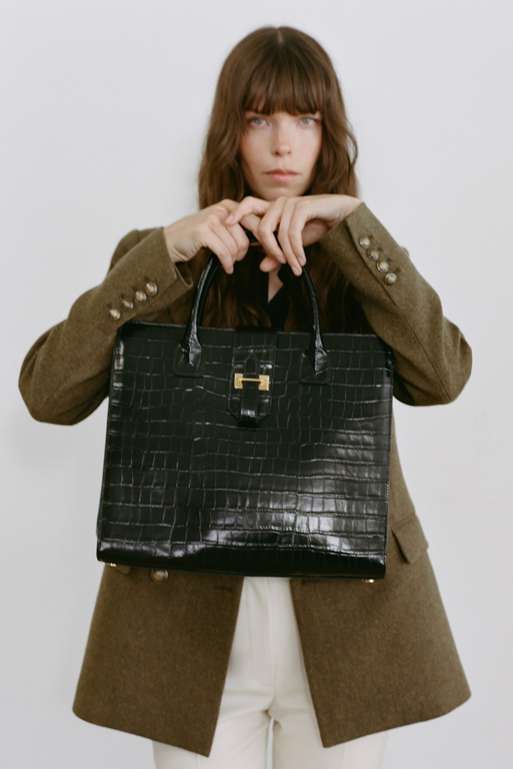 00001-nili-lotan-resort-2026-credit-brand