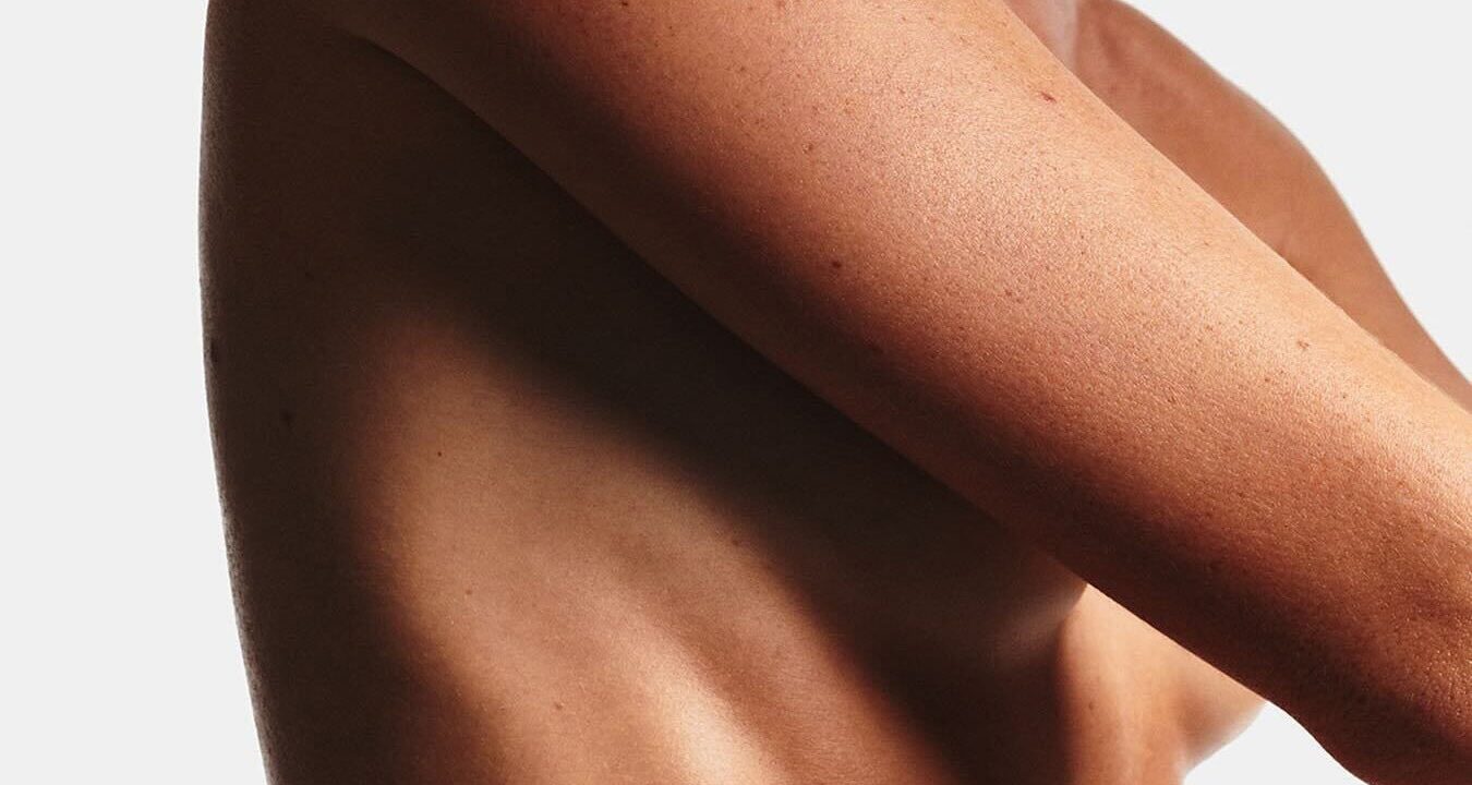 Here are 15 top-rated retinol body lotions to help firm and tighten your skin.