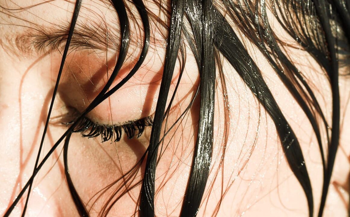 How I Cut Down From Washing My Hair Every Day to Just Twice a Week