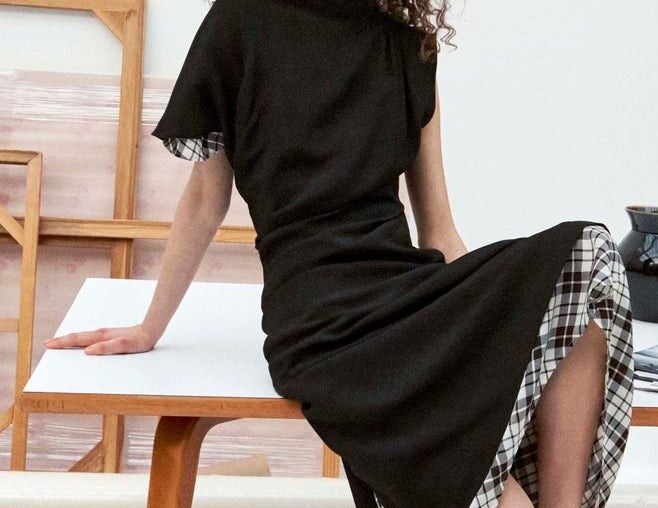 45+ Best Work Dresses – From Classic Shirtdresses to Stylish Midis