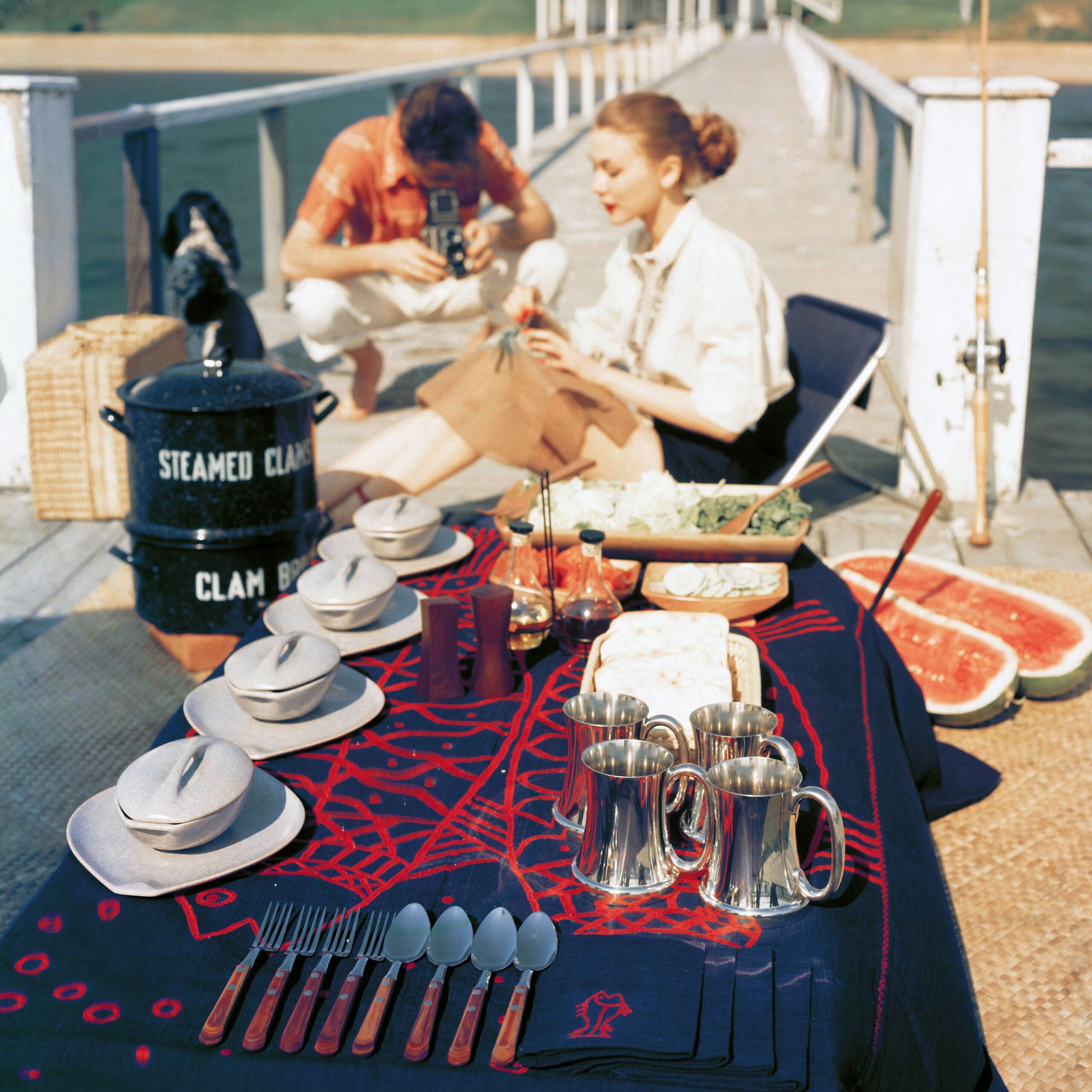 00-promo-crop-tablescapes-to-inspire-your-labor-day-soiree