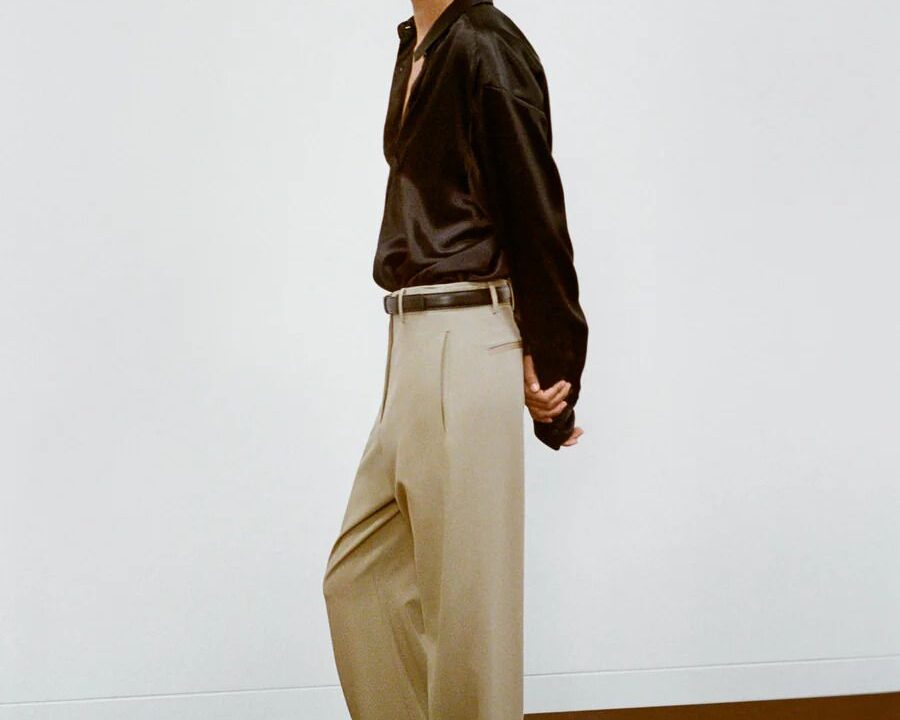 12 Essentials for the Perfect Minimalist Fall Wardrobe