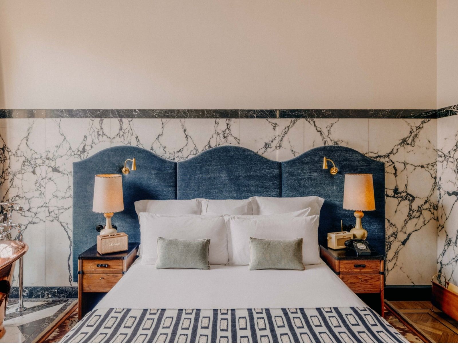 sh_bedroom_amsterdam_harrycrowde