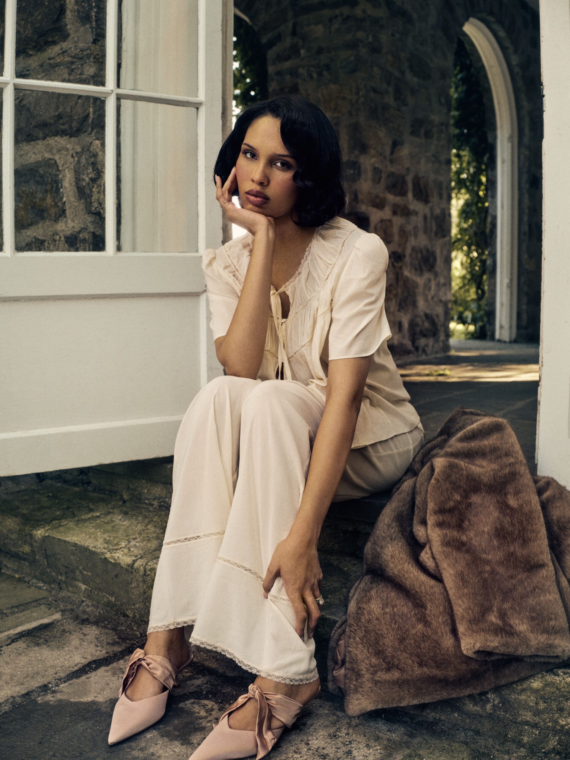 Cloud20Egg20Blouse20Buttercup20Hour20Pant20in20Fior20Di20Latte2020Milk20Glass20Mule20in20Blush20Satin_