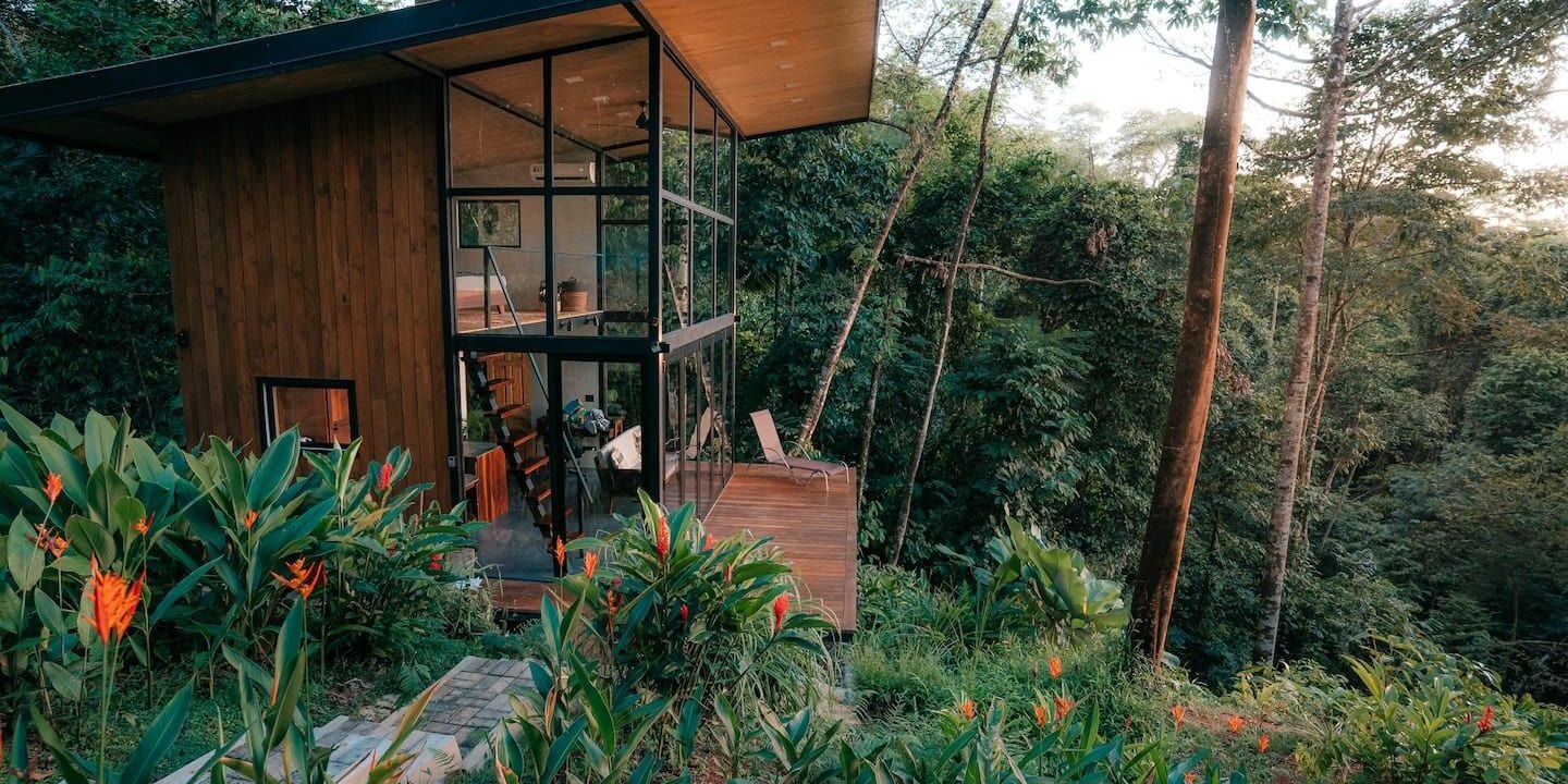 Top 15 Airbnbs in Costa Rica: Cabins in Monteverde and Beachfront Rentals in Nosara