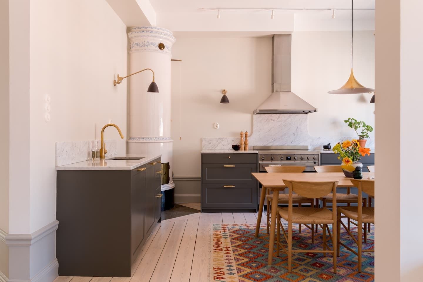 402a9877-f727-43ed-9461-ec3f7954