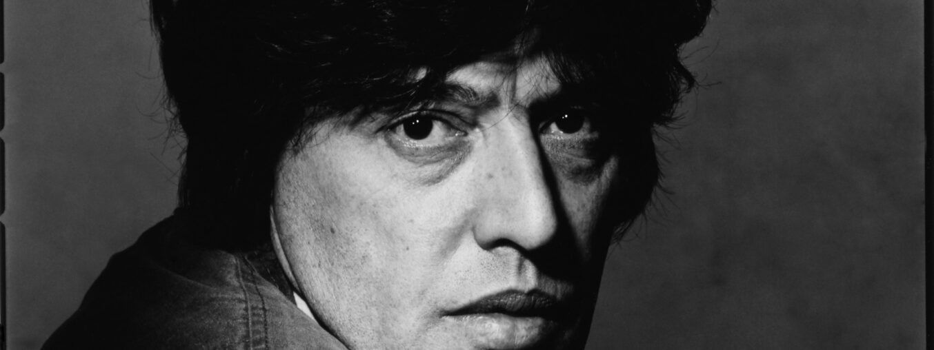 Tom Stoppard, the celebrated playwright and theater giant, has passed away at the age of 88.