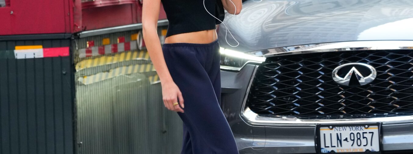 Black Nike sneakers on sale are always a smart choice.