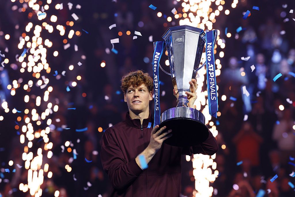 Jannik Sinner defeated Carlos Alcaraz to win the Nitto ATP Finals.