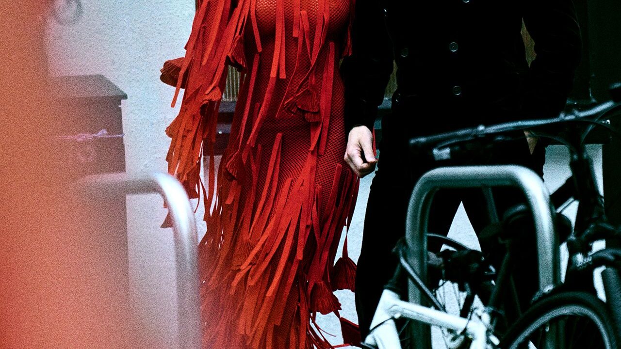 The Cast of 'The Night Manager' Discuss the Show's Exciting Comeback