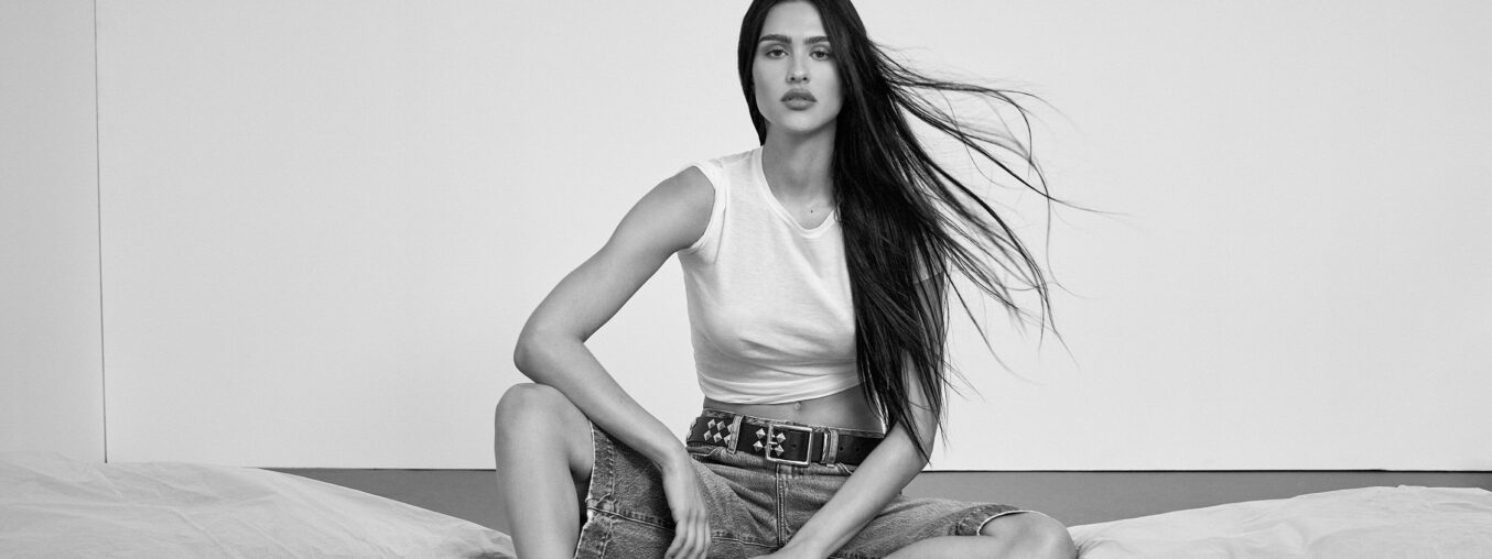 Be the first to shop Amelia Gray's exclusive frame collaboration with Vogue, available for just 24 hours.