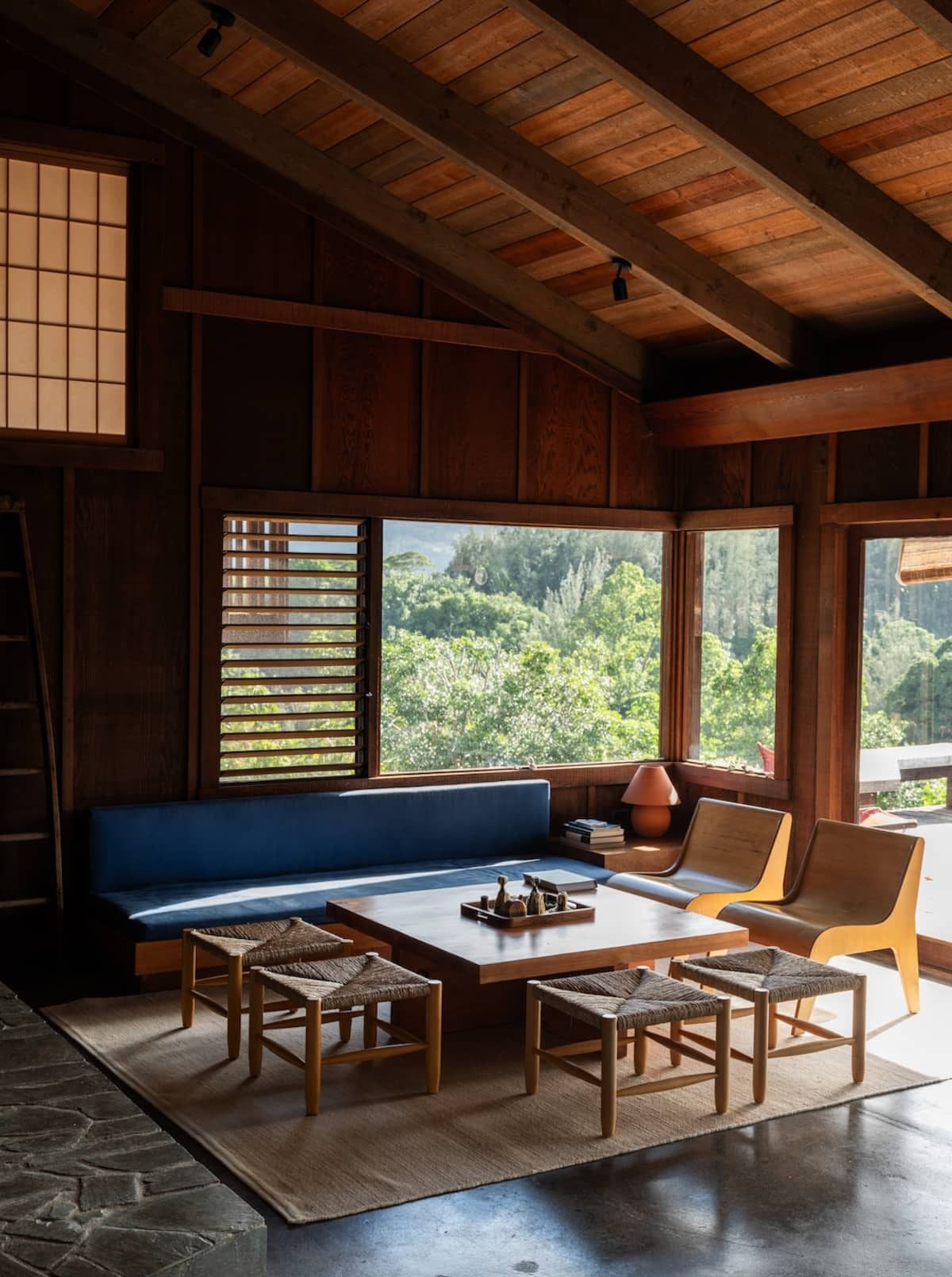 c17205b9-7400-4bed-be60-1bc11390