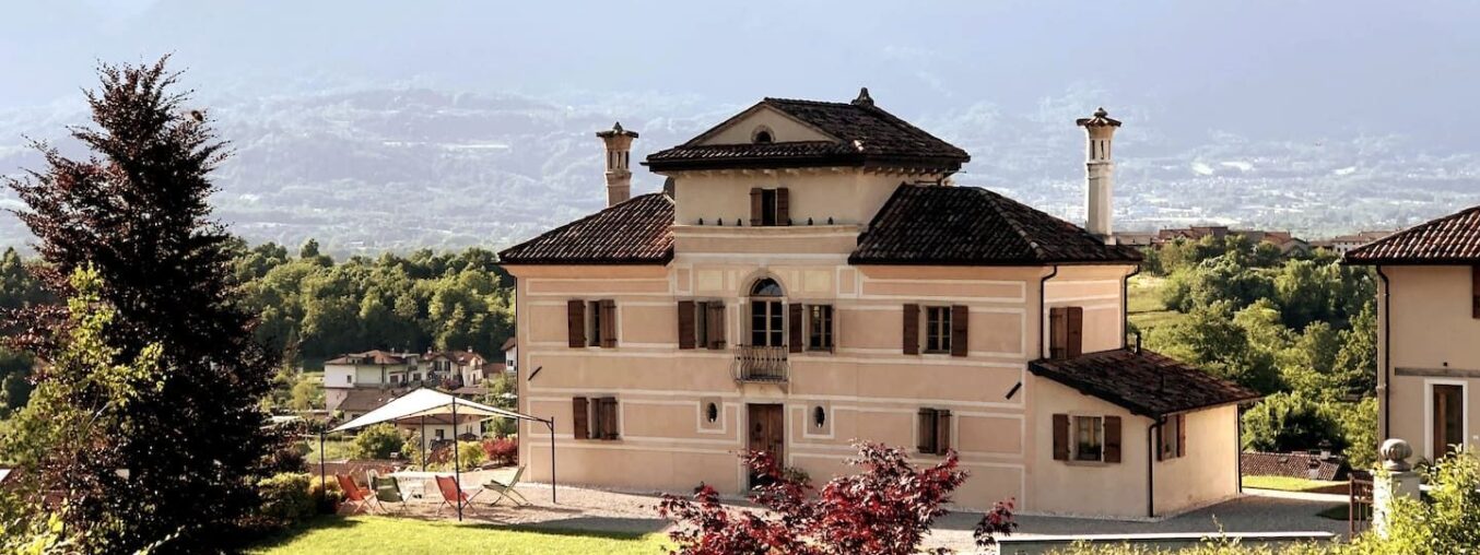 Discover the 8 best Airbnbs in the Dolomites for your perfect cozy mountain getaway.