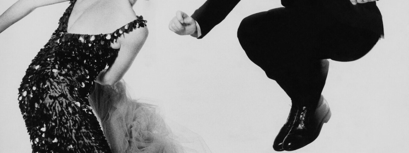 "How to Have a Merry Christmas Without the Meltdowns"—A Festive Gem from 1961 Vogue