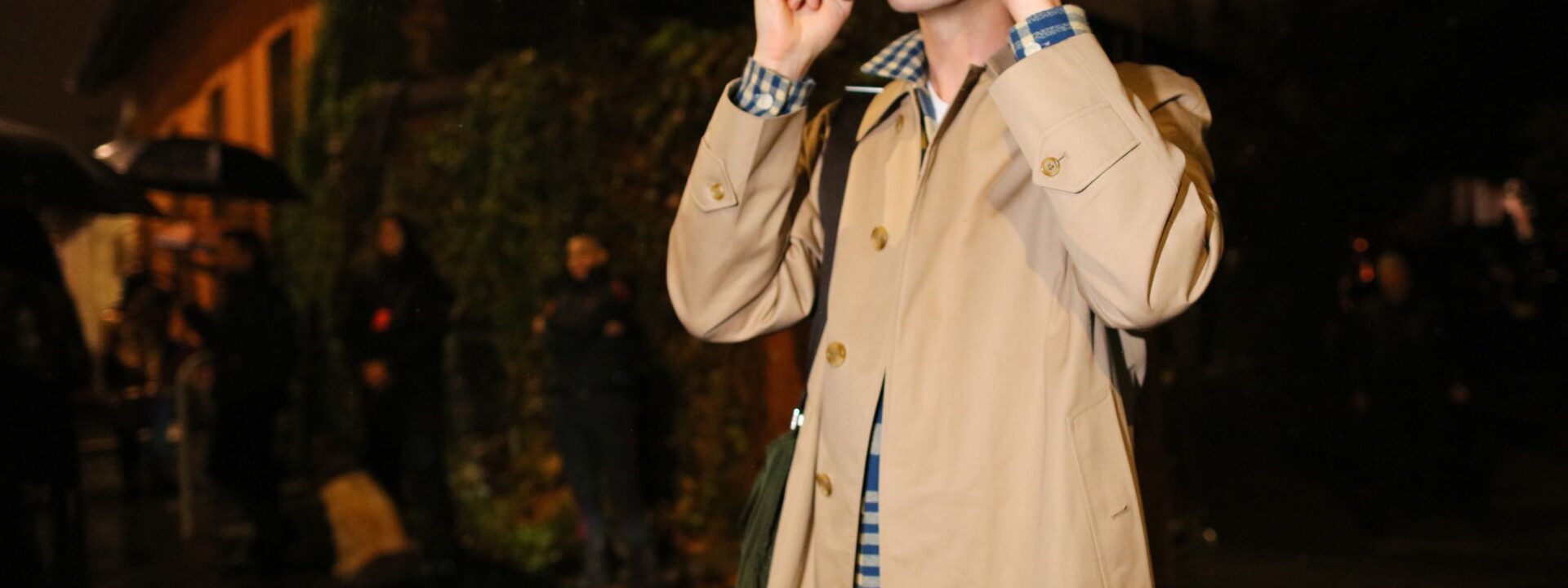 Brrr... winter is here! Here's how to style a cozy hat for streetwear looks.