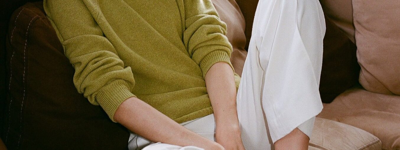 10 Vogue Editor-Approved Airport Outfits for Your Holiday Journey Home