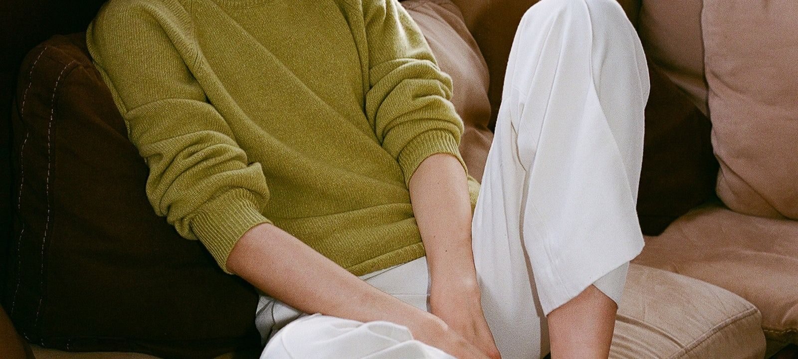 10 Vogue Editor-Approved Airport Outfits for Your Holiday Journey Home