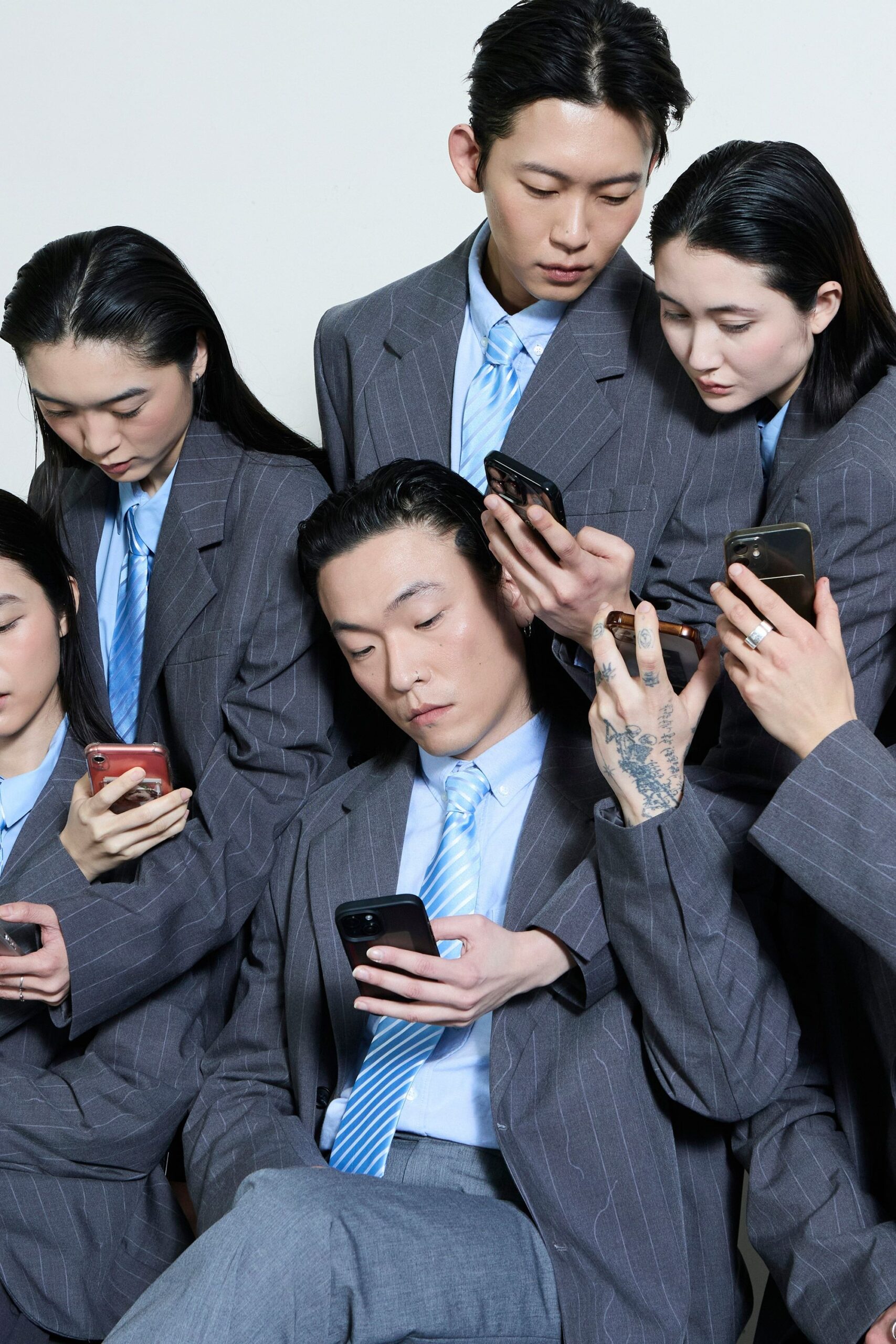 AItracker-holder-25-story