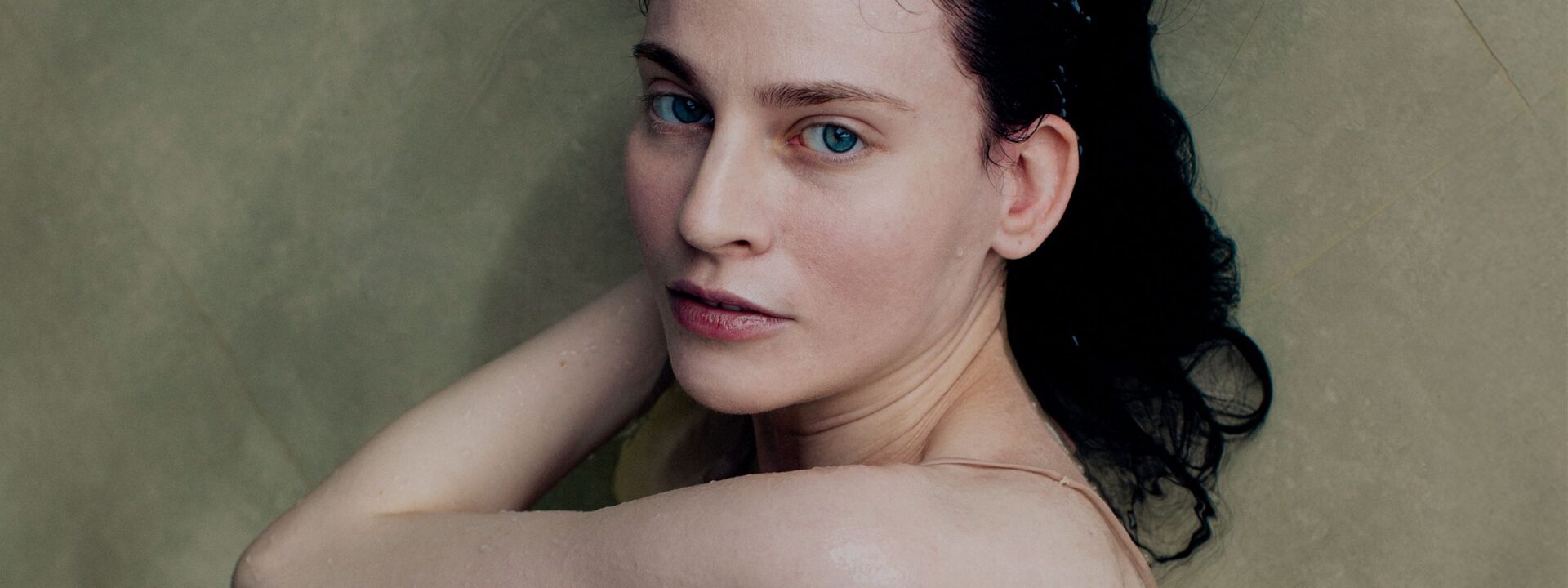 Discover the top six magnesium bath soaks designed to ease stress and soothe muscle tension.