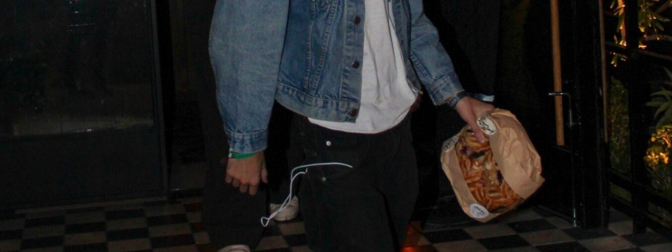 Taylor Swift's sourdough bread is the must-have accessory of 2026.