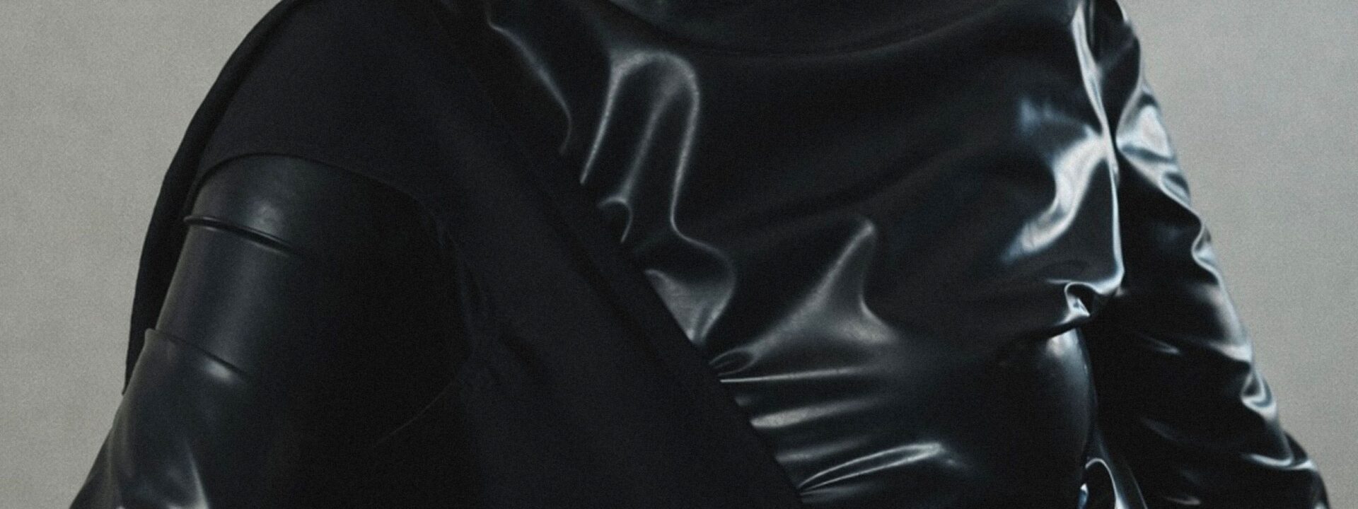 The Scoop with IoDF’s Leanne Elliott Young: This DPP Hat Is Your Ticket to Maximilian Raynor’s LFW Party