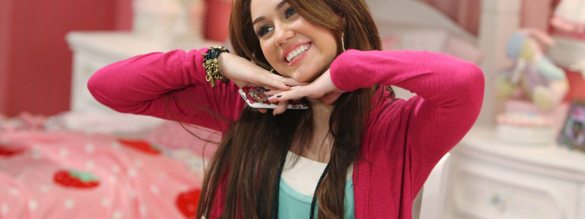 Everything You Need to Know About the 'Hannah Montana' 20th Anniversary Special on Disney+