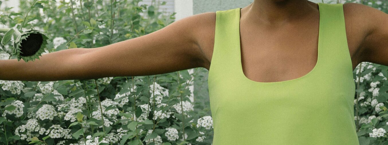 By 2026, climate change will fundamentally reshape fashion supply chains. Brands will increasingly source materials closer to their markets to cut transport emissions, favoring regional hubs over global ones. Expect a major shift toward