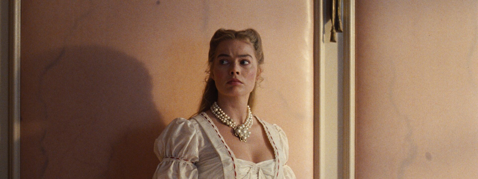 I finally get why everyone's obsessed with that viral Wuthering Heights blush.