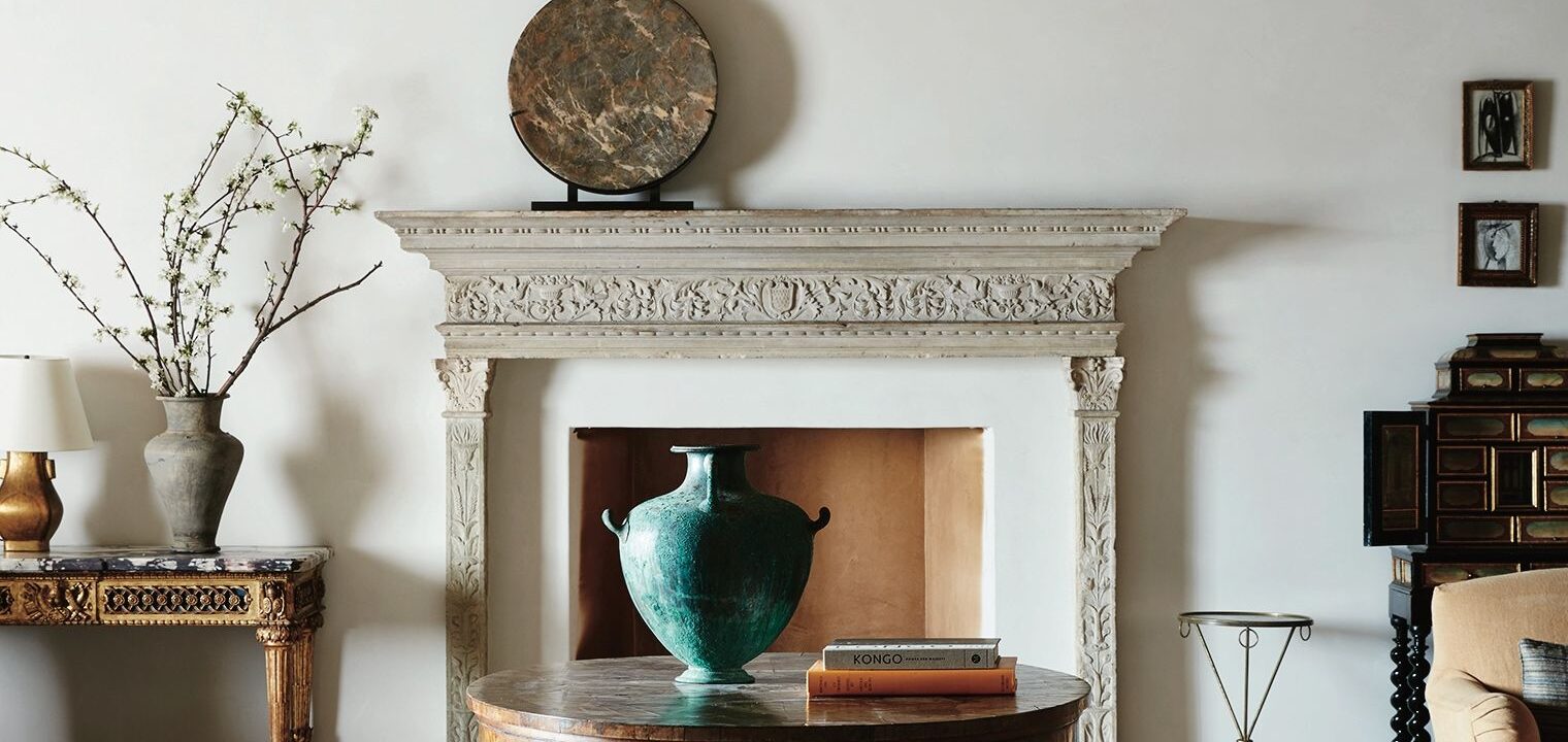 How to Style Your Mantel in 5 Simple Steps, Straight from Designers