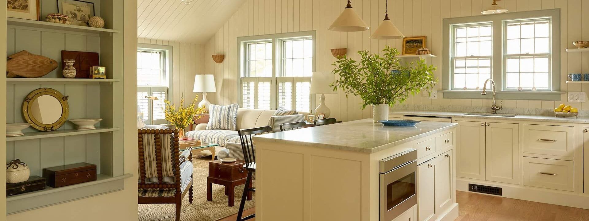 Here are the 10 best Nantucket Airbnbs for a classic New England getaway.