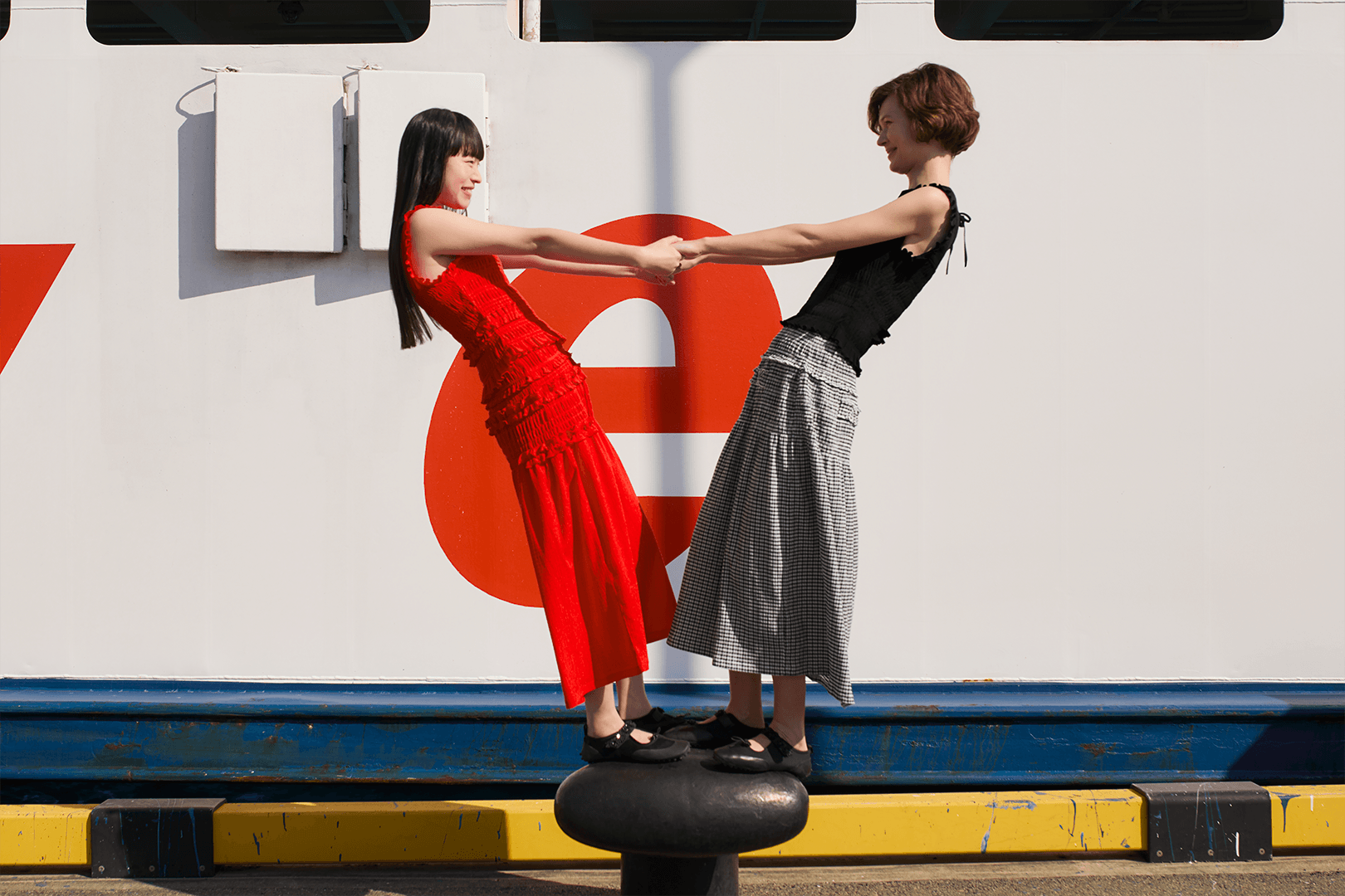 uniqlo-cecilie-bahnsen-07