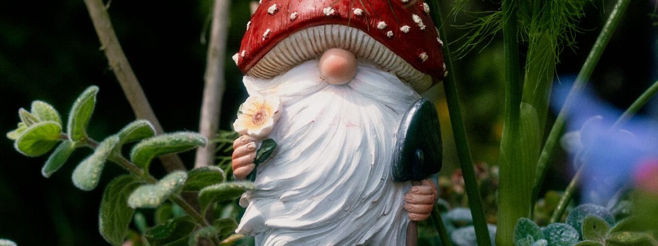 Gnome More Rules: A Day at the Chelsea Flower Show with the Unbanned Garden Gnomes