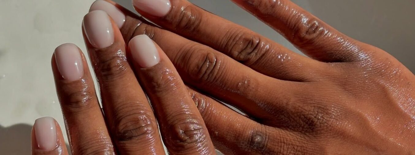 White nail designs that are perfect for summer.