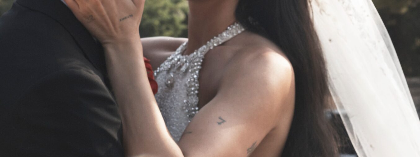 Dua Lipa’s bridal manicure is both timeless and trendy.