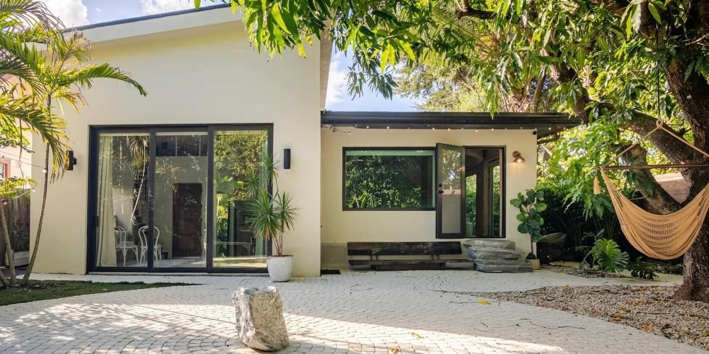 Here are the 15 best Airbnbs in Miami, from South Beach to Coconut Grove.