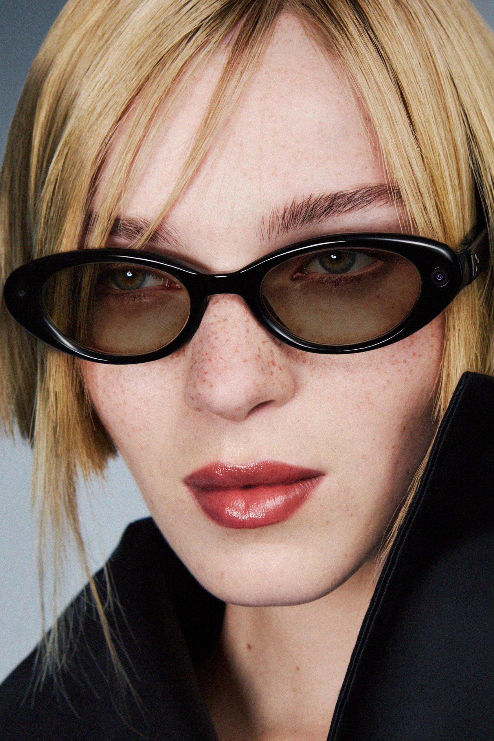 smart-glasses-vogue-business-story