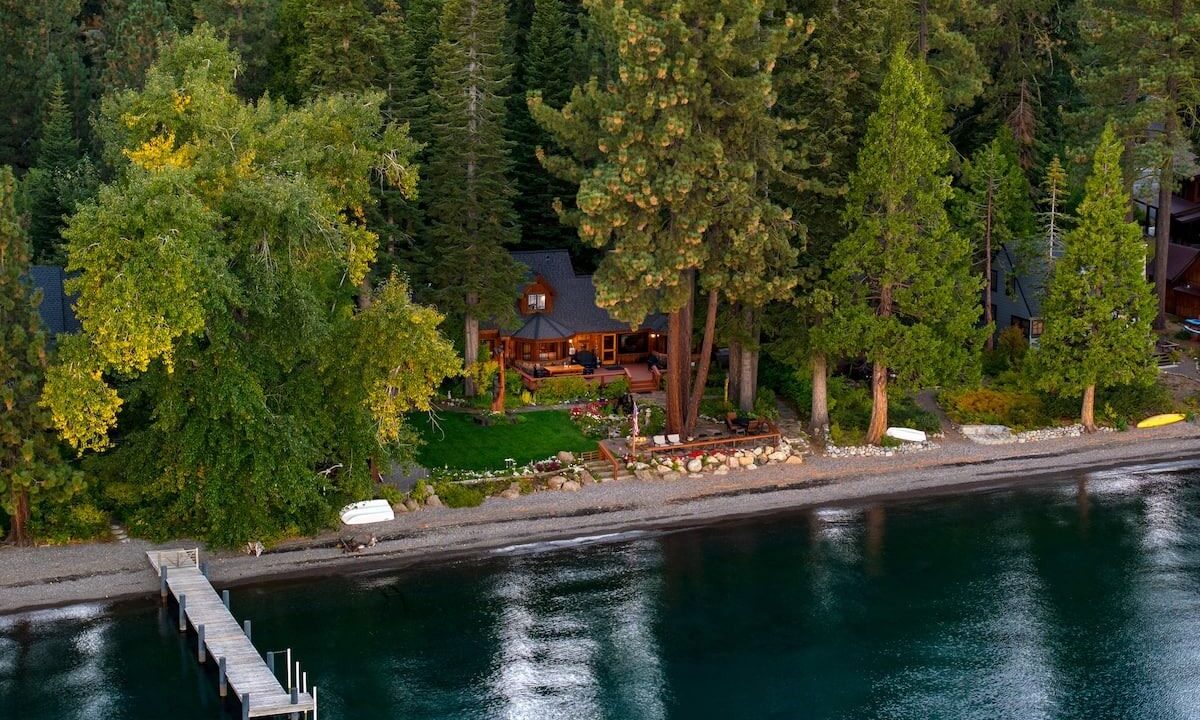 Here are 12 quintessential Lake Tahoe Airbnbs for a true alpine experience.