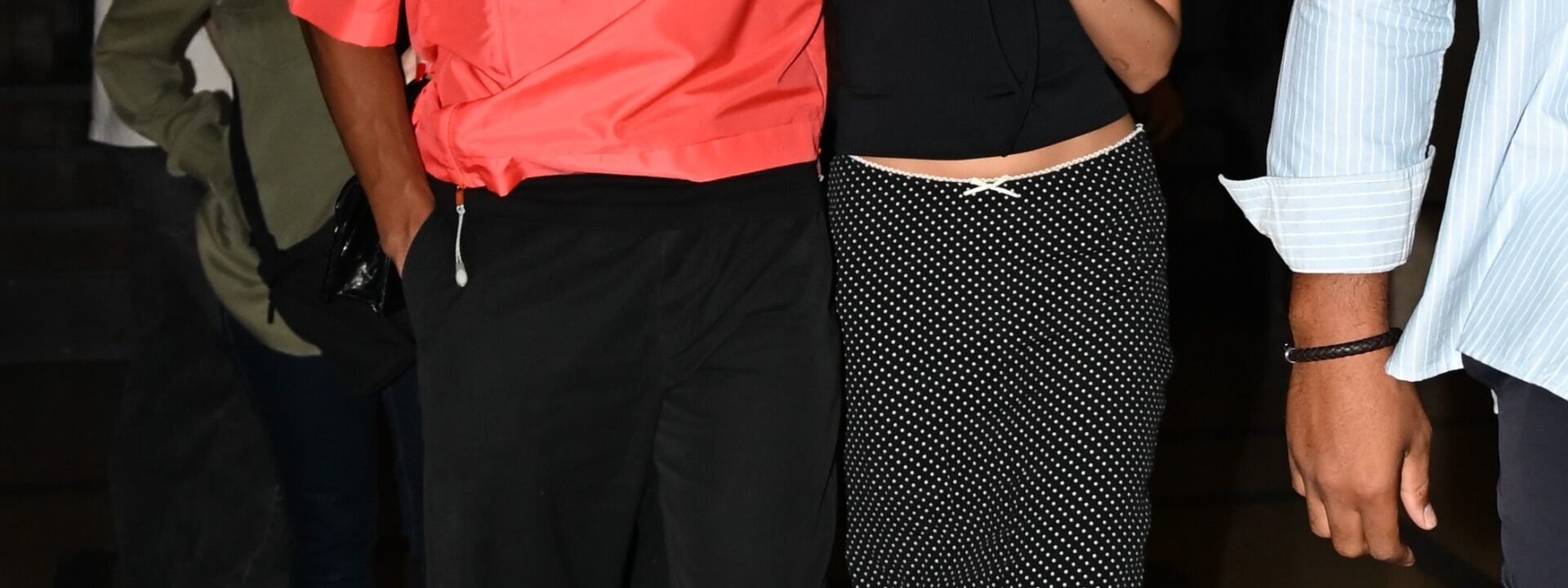 After the World Cup, Kylian Mbappé and Ester Expósito have found their own relaxed, stylish look as a couple.