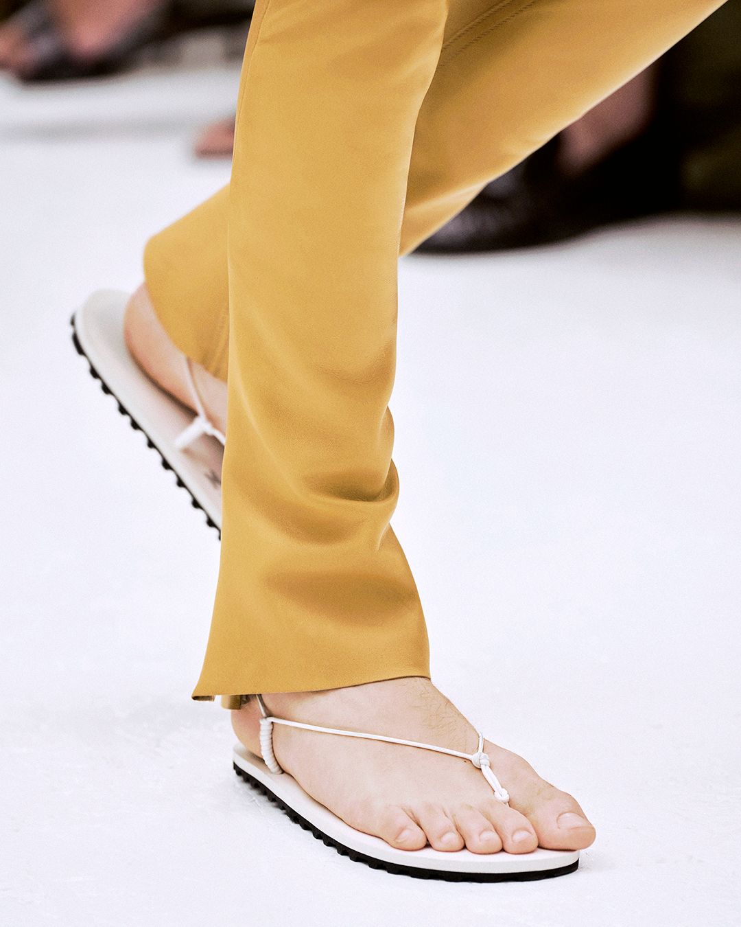 CELINE_S27_LOOK_51_DETAIL_B_85